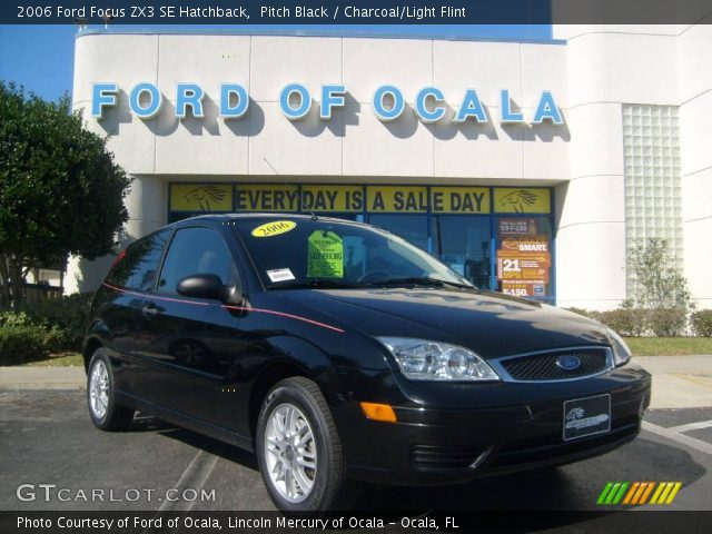 2006 Ford Focus ZX3 SE Hatchback in Pitch Black