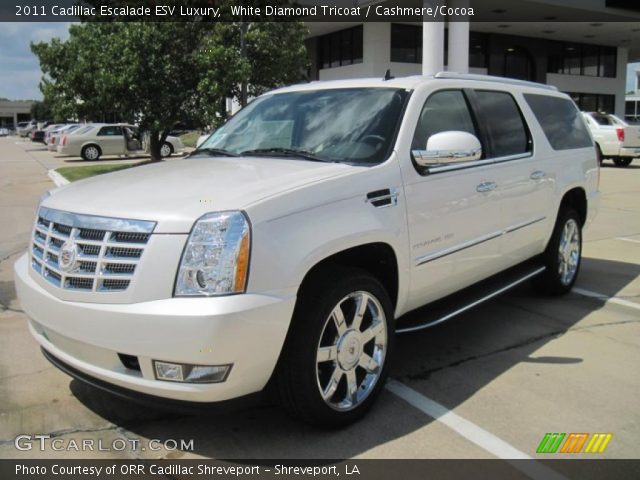 2011 Cadillac Escalade ESV Luxury in White Diamond Tricoat