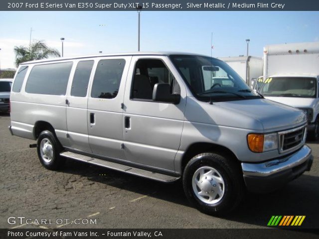 2007 Ford E Series Van E350 Super Duty XLT 15 Passenger in Silver Metallic