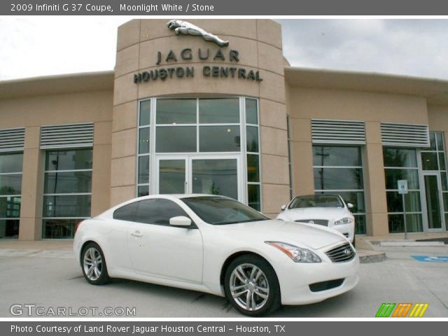 2009 Infiniti G 37 Coupe in Moonlight White