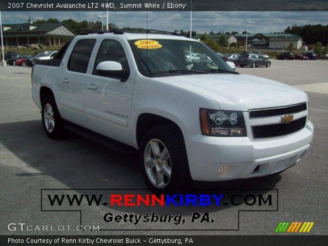 2007 Chevrolet Avalanche LTZ 4WD in Summit White