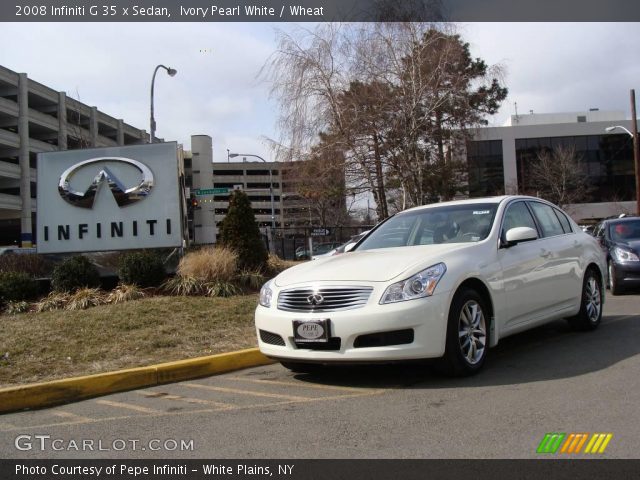 2008 Infiniti G 35 x Sedan in Ivory Pearl White