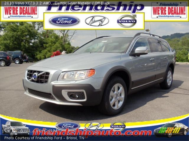2010 Volvo XC70 3.2 AWD in Electric Silver Metallic