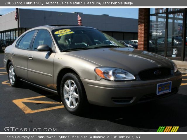 2006 Ford Taurus SEL in Arizona Beige Metallic