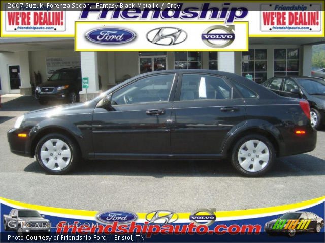 2007 Suzuki Forenza Sedan in Fantasy Black Metallic