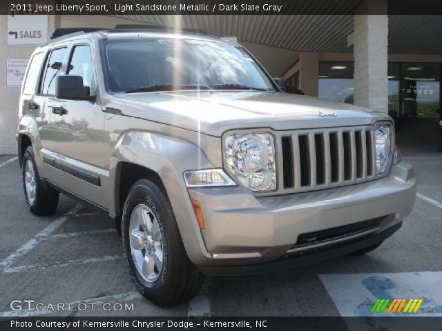 2011 Jeep Liberty Sport in Light Sandstone Metallic