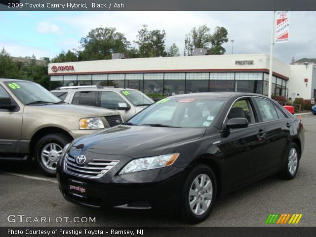 2009 Toyota Camry Hybrid in Black