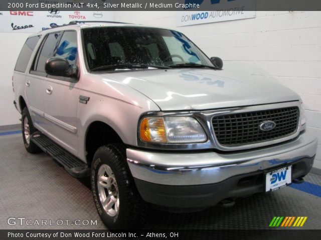 2000 Ford Expedition XLT 4x4 in Silver Metallic