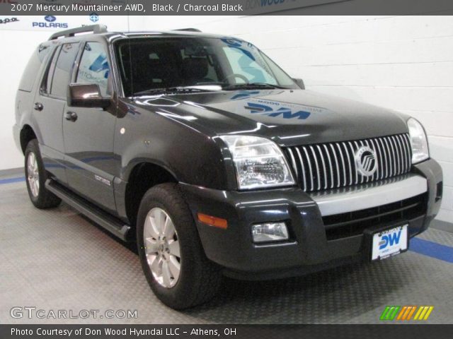 2007 Mercury Mountaineer AWD in Black