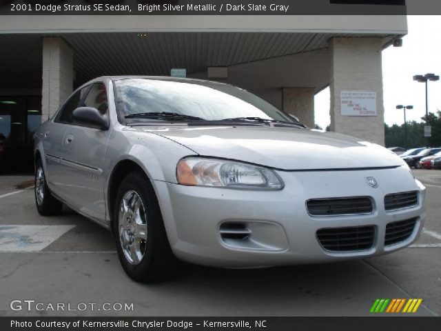 2001 Dodge Stratus SE Sedan in Bright Silver Metallic