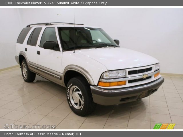 2000 Chevrolet Blazer LS 4x4 in Summit White