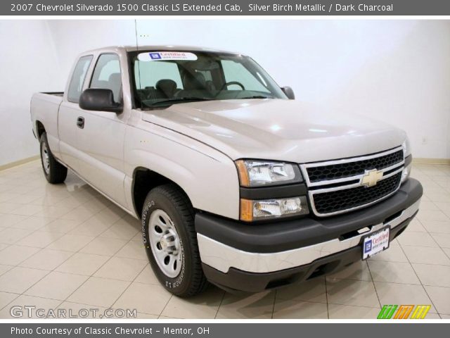 2007 Chevrolet Silverado 1500 Classic LS Extended Cab in Silver Birch Metallic