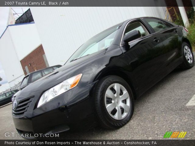 2007 Toyota Camry LE in Black