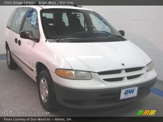 2000 Dodge Caravan  in Bright White
