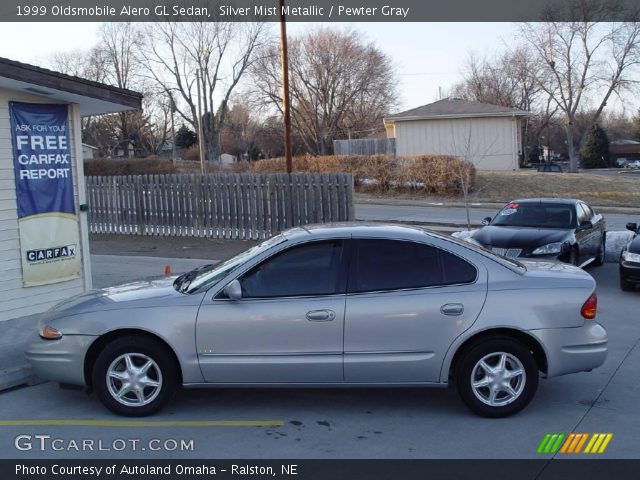 1999 Oldsmobile Alero GL Sedan in Silver Mist Metallic