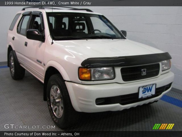 1999 Honda Passport EX 4WD in Cream White