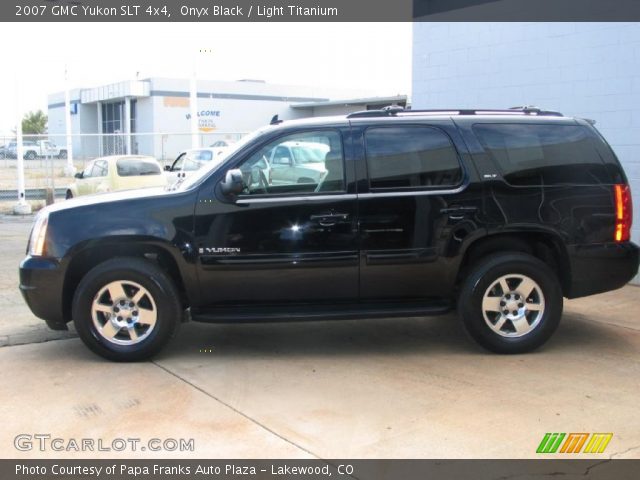 2007 GMC Yukon SLT 4x4 in Onyx Black