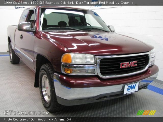 1999 GMC Sierra 1500 SLE Extended Cab 4x4 in Dark Toreador Red Metallic