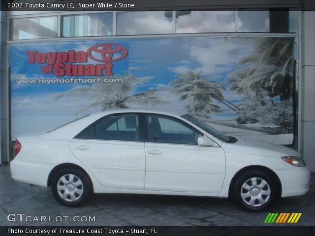 2002 Toyota Camry LE in Super White