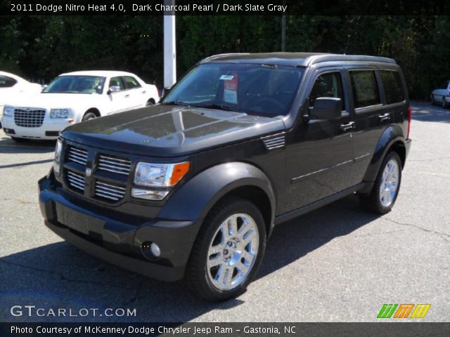2011 Dodge Nitro Heat 4.0 in Dark Charcoal Pearl