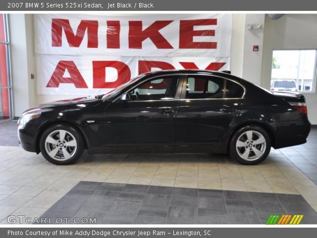 2007 BMW 5 Series 525xi Sedan in Jet Black