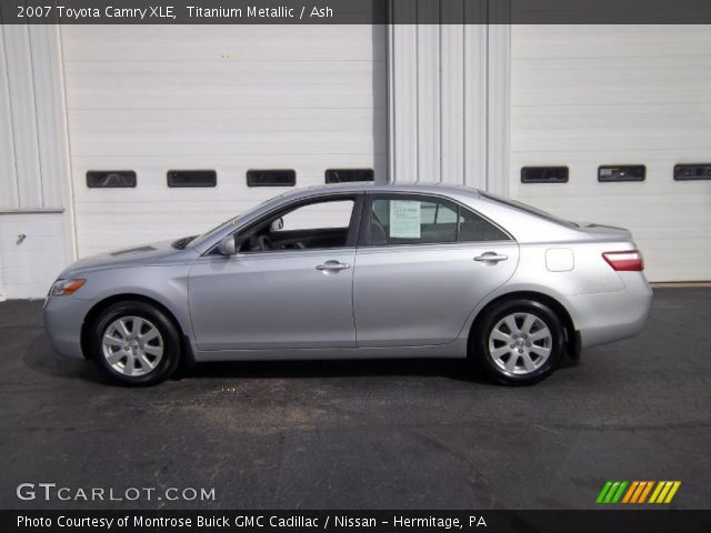 2007 Toyota Camry XLE in Titanium Metallic