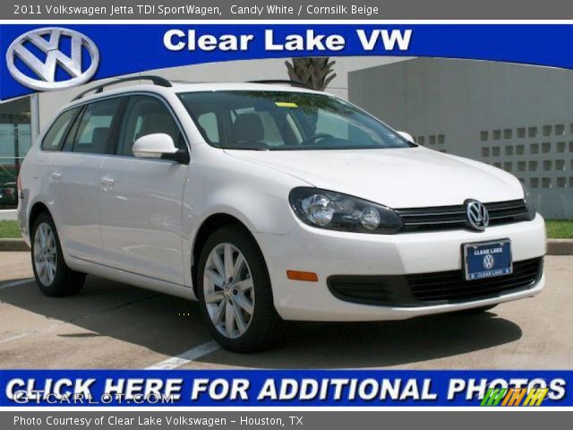 2011 Volkswagen Jetta TDI SportWagen in Candy White