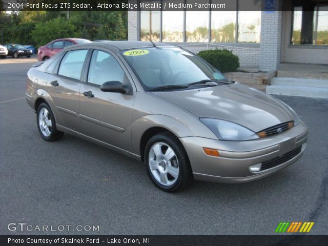 2004 Ford Focus ZTS Sedan in Arizona Beige Metallic
