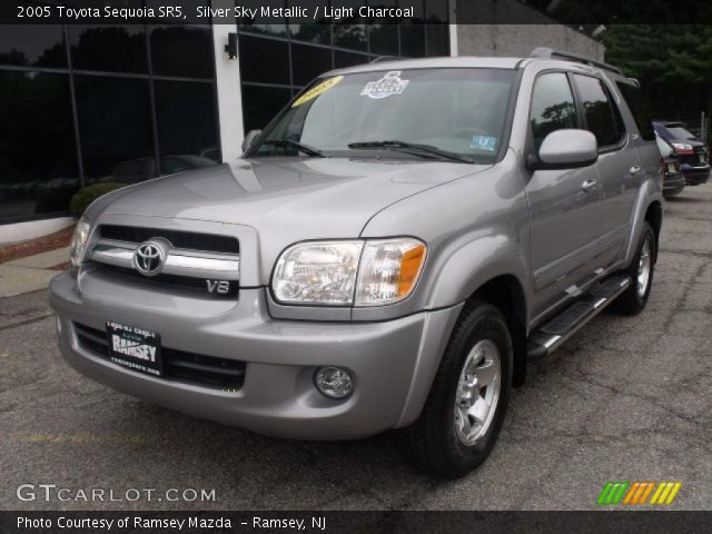 2005 Toyota Sequoia SR5 in Silver Sky Metallic
