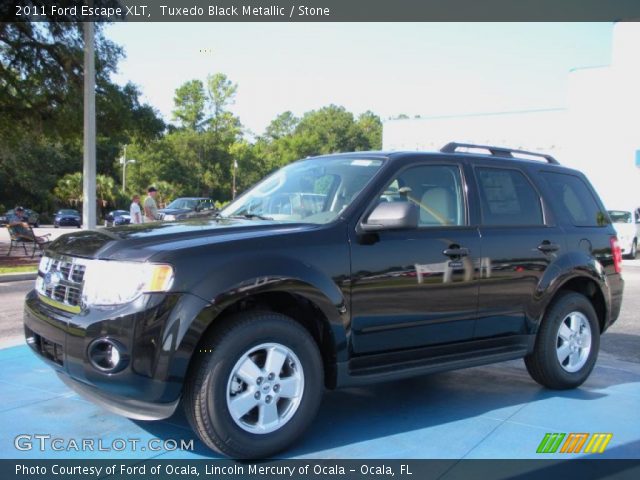 2011 Ford Escape XLT in Tuxedo Black Metallic