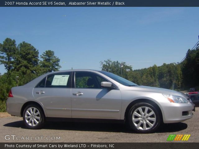 2007 Honda Accord SE V6 Sedan in Alabaster Silver Metallic