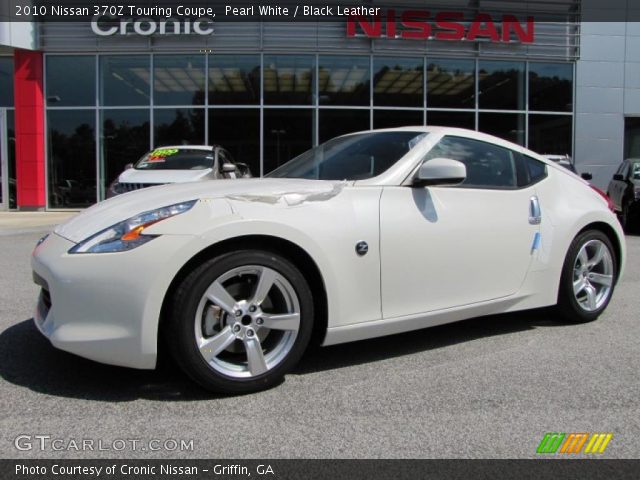 2010 Nissan 370Z Touring Coupe in Pearl White