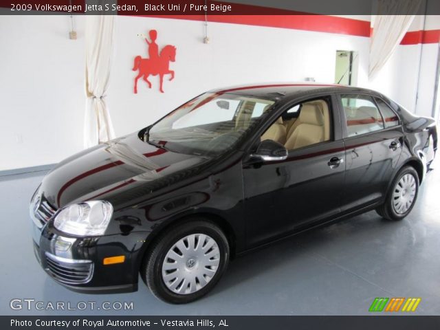 2009 Volkswagen Jetta S Sedan in Black Uni