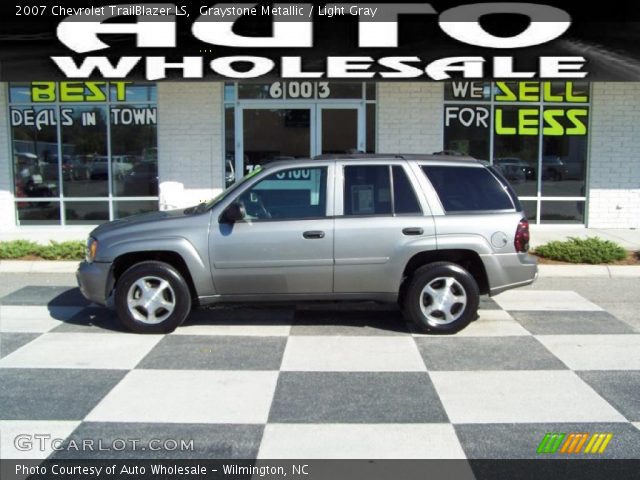 2007 Chevrolet TrailBlazer LS in Graystone Metallic
