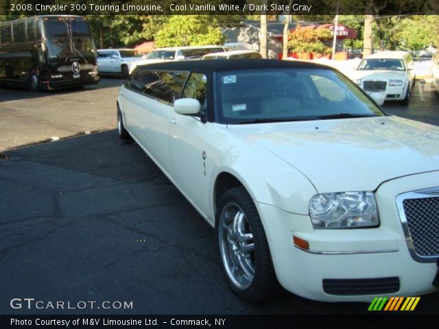 2008 Chrysler 300 Touring Limousine in Cool Vanilla White