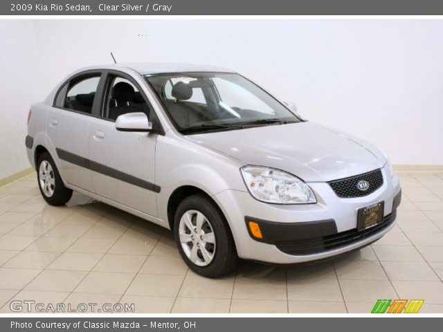 2009 Kia Rio Sedan in Clear Silver