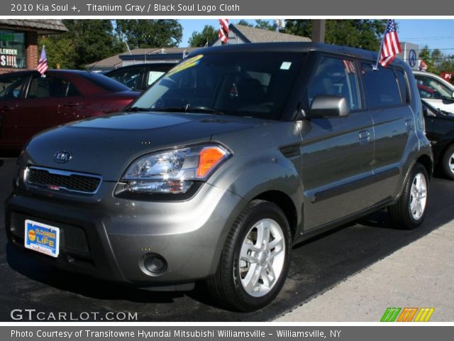 2010 Kia Soul + in Titanium Gray