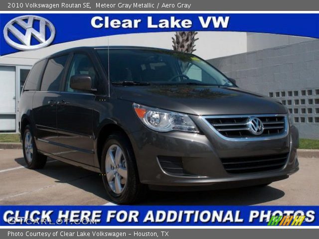 2010 Volkswagen Routan SE in Meteor Gray Metallic