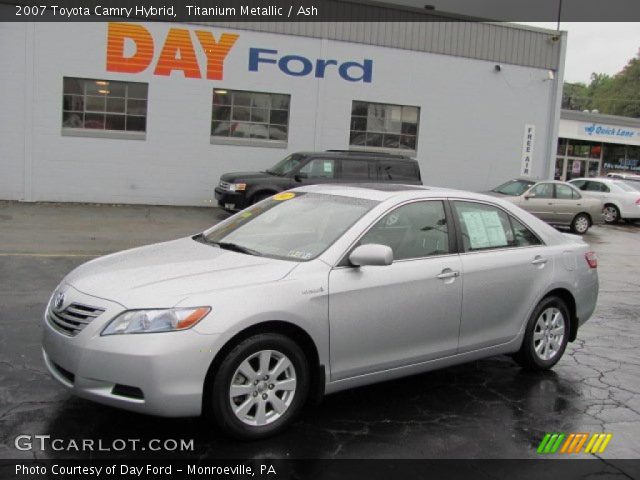2007 Toyota Camry Hybrid in Titanium Metallic