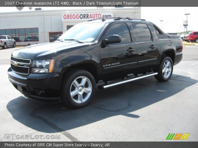 2007 Chevrolet Avalanche LTZ 4WD in Black