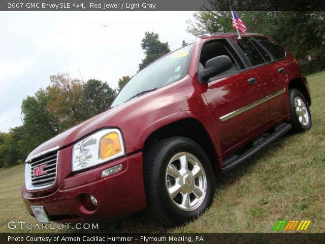 2007 GMC Envoy SLE 4x4 in Red Jewel