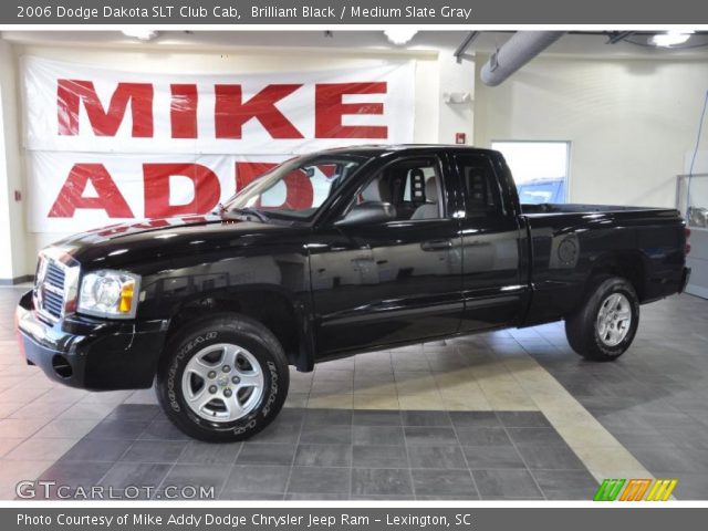 2006 Dodge Dakota SLT Club Cab in Brilliant Black