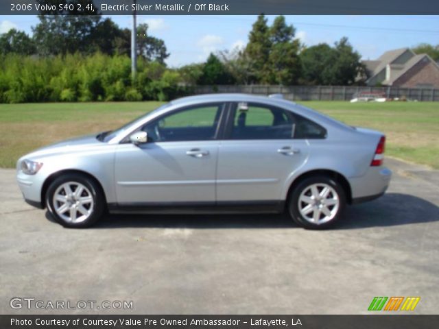 2006 Volvo S40 2.4i in Electric Silver Metallic