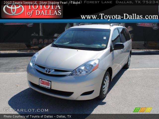 2007 Toyota Sienna LE in Silver Shadow Pearl