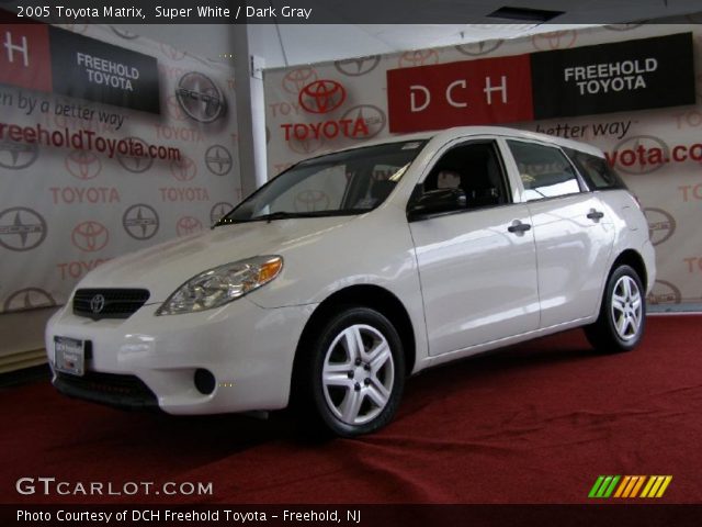 2005 Toyota Matrix  in Super White