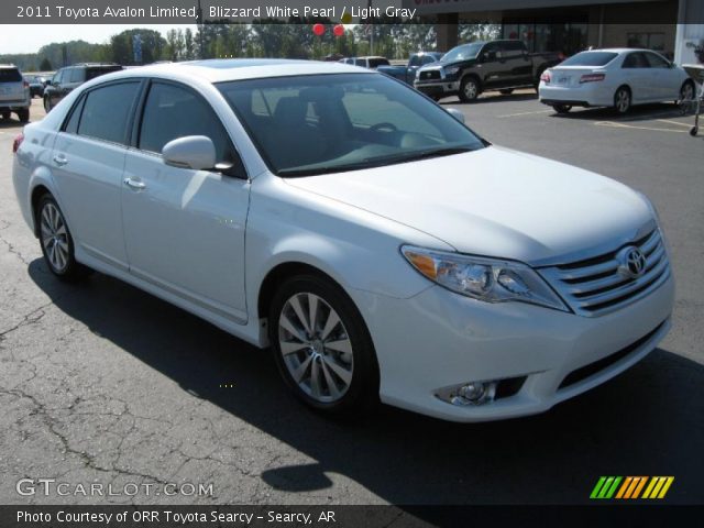 2011 Toyota Avalon Limited in Blizzard White Pearl