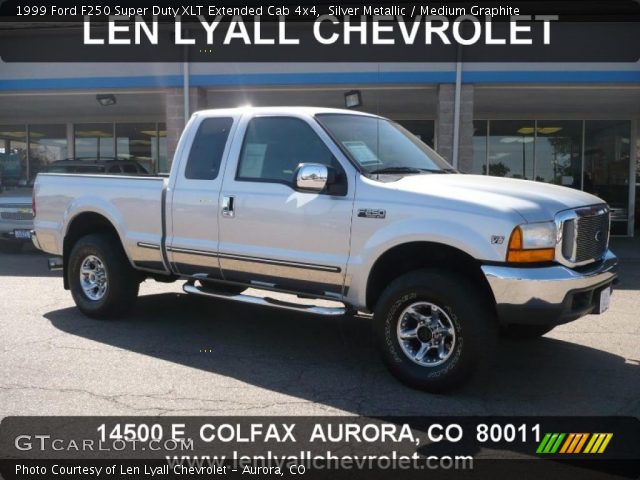 1999 Ford F250 Super Duty XLT Extended Cab 4x4 in Silver Metallic