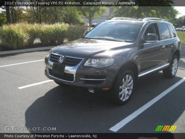 2010 Volkswagen Touareg VR6 FSI 4XMotion in Galapagos Metallic