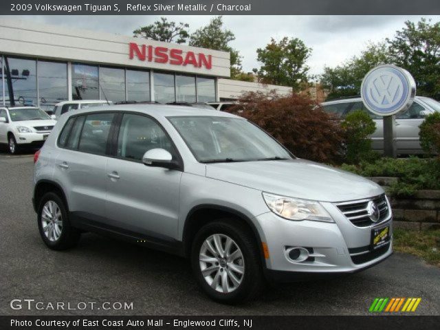 2009 Volkswagen Tiguan S in Reflex Silver Metallic