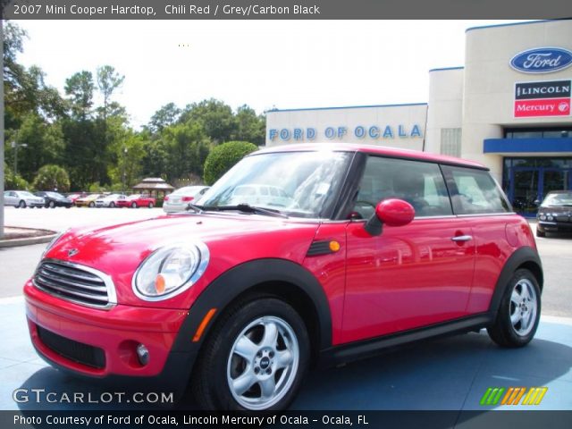 2007 Mini Cooper Hardtop in Chili Red